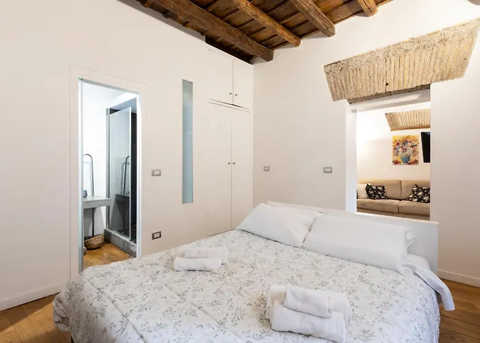 Daire Labanca's Luxury Pantheon 2 *